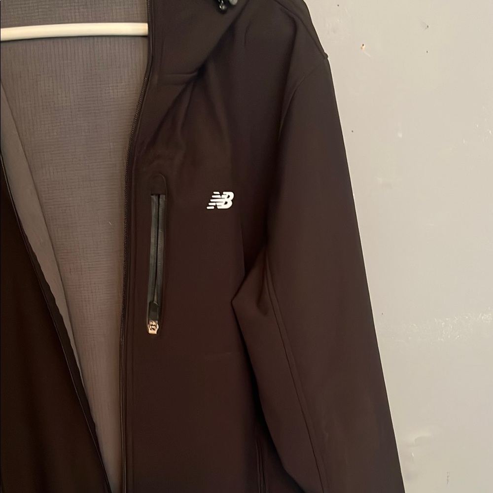 NWOT New Balance Black Soft shell Jacket - Picture 3 of 6